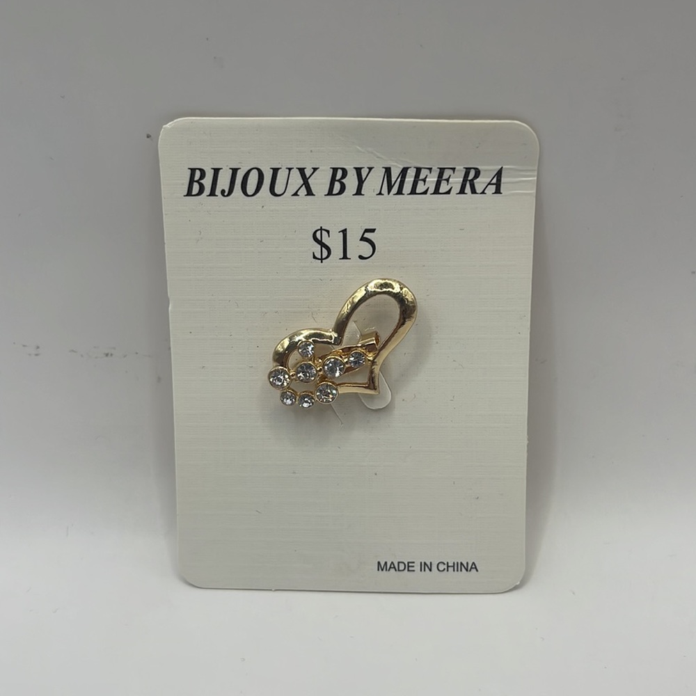 NWT- Bijoux by Meera Heart rhinestone Brooch